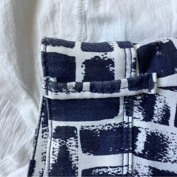 NWOT🫐 The Limited Women's Tailored Shorts - Picture 5 of 14